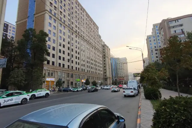 3-комн. квартира, 158 м², 15/16 эт., Шоҳмансур, Душанбе (Шоҳмансур)