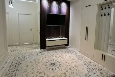 2-комн. квартира, 84 м², 3/16 эт., И.Сомонӣ, Душанбе (И.Сомонӣ)