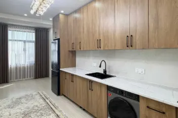 2-комн. квартира, 87 м², 4/9 эт., Шоҳмансур, Душанбе (Шоҳмансур)