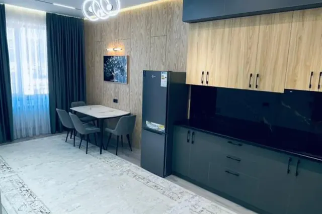 2-комн. квартира, 58 м², 18/18 эт., Шоҳмансур, Душанбе (Шоҳмансур)