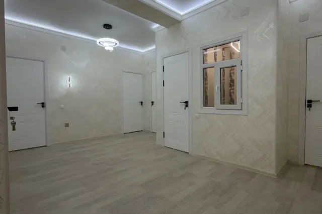 4-комн. квартира, 98 м², 6/6 эт., Шоҳмансур, Душанбе (Шоҳмансур)