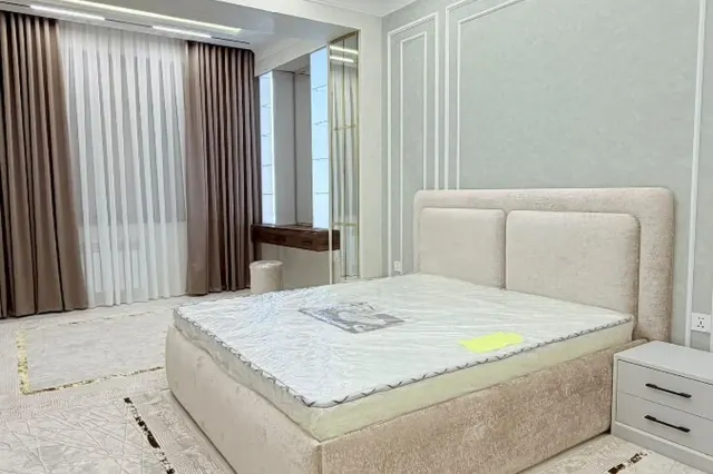 3-комн. квартира, 85 м², 12/12 эт., Шоҳмансур, Душанбе (Шоҳмансур)