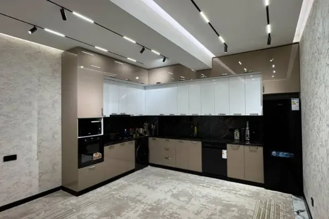 3-комн. квартира, 114 м², 2/2 эт., Шоҳмансур, Душанбе (Шоҳмансур)