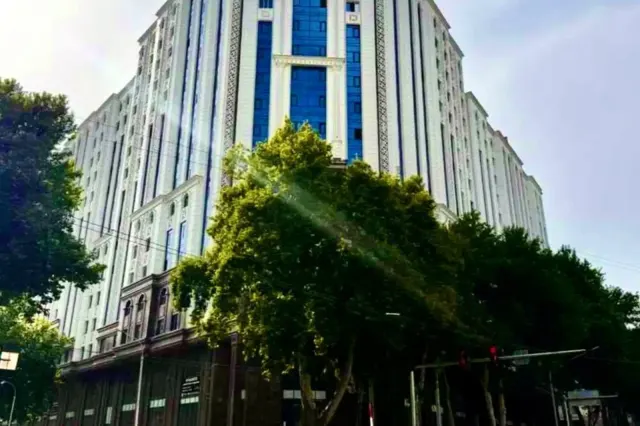 3-комн. квартира, 127 м², 16/16 эт., И.Сомонӣ, Душанбе (И.Сомонӣ)
