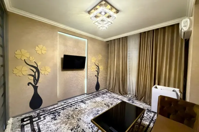 2-комн. квартира, 49 м², 2/2 эт., Фирдавси, Душанбе (Фирдавси)