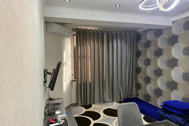 2-комн. квартира, 55 м², 13/20 эт., Шоҳмансур, Душанбе (Шоҳмансур)