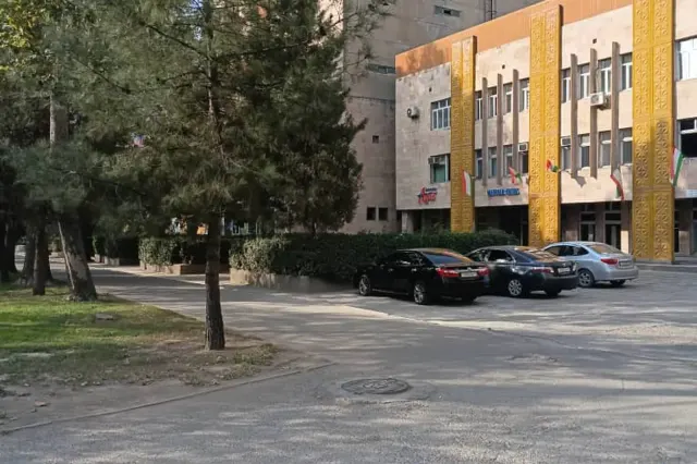 2-комн. квартира, 70 м², 10/10 эт., Фирдавси, Душанбе (Фирдавси)