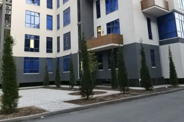 2-комн. квартира, 70 м², 9/9 эт., Сино, Душанбе (Сино)