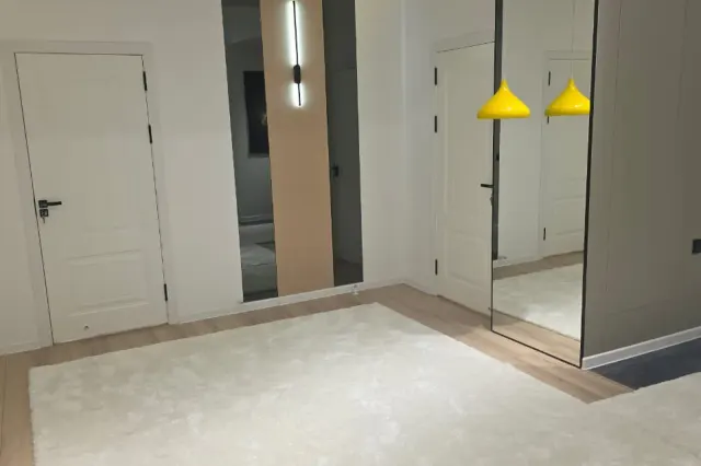 3-комн. квартира, 134 м², 4/4 эт., Шоҳмансур, Душанбе (Шоҳмансур)