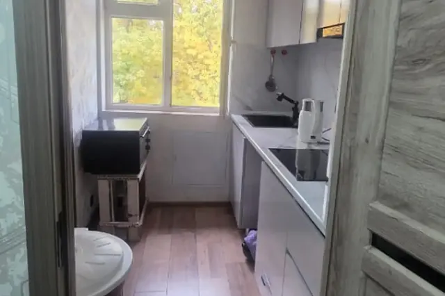 2-комн. квартира, 38 м², 4/4 эт., Шоҳмансур, Душанбе (Шоҳмансур)