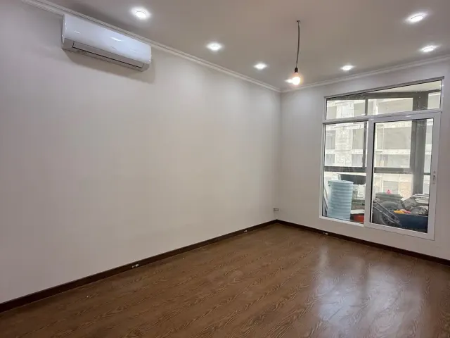 3-комн. квартира, 140 м², 13/13 эт., И.Сомонӣ, Душанбе (И.Сомонӣ)