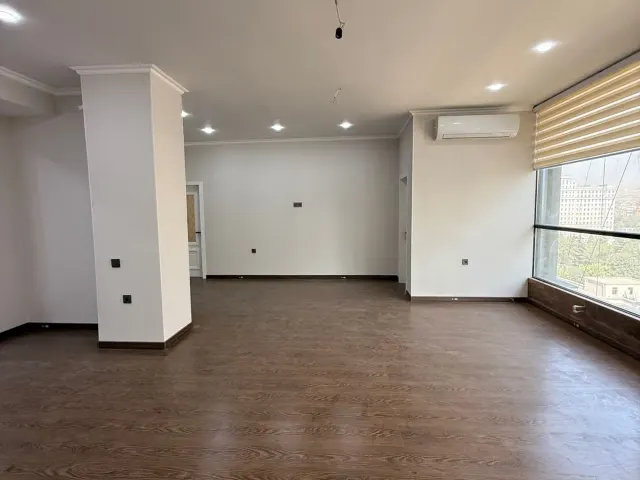 3-комн. квартира, 140 м², 13/13 эт., И.Сомонӣ, Душанбе (И.Сомонӣ)