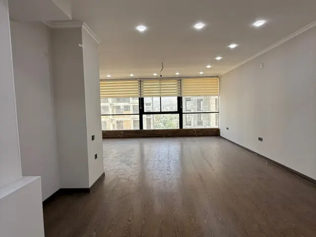 3-комн. квартира, 140 м², 13/13 эт., И.Сомонӣ, Душанбе (И.Сомонӣ)