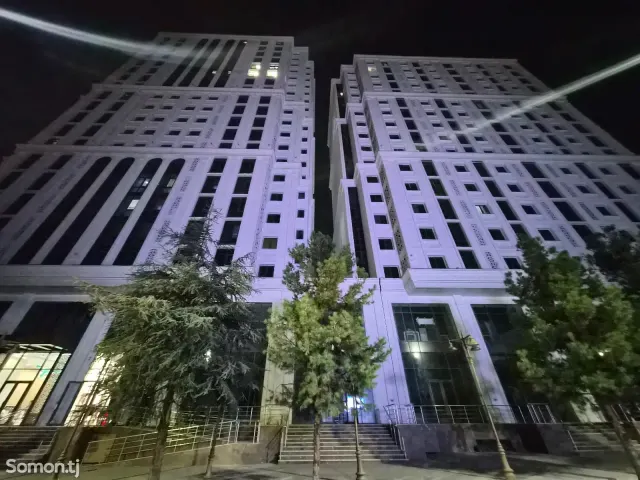 3-комн. квартира, 133 м², 16/20 эт., И.Сомонӣ, Душанбе (И.Сомонӣ)