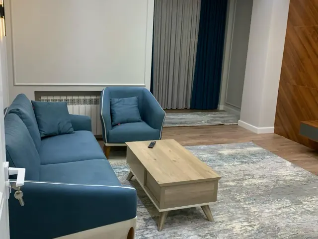 2-комн. квартира, 60 м², 10/17 эт., Шоҳмансур, Душанбе (Шоҳмансур)