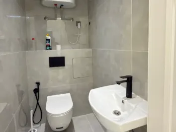 3-комн. квартира, 119 м², 8/16 эт., И.Сомонӣ, Душанбе (И.Сомонӣ)