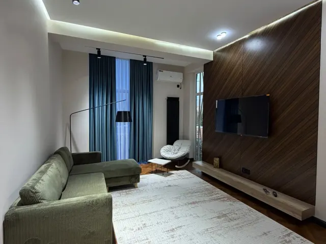 2-комн. квартира, 58 м², 8/18 эт., Шоҳмансур, Душанбе (Шоҳмансур)