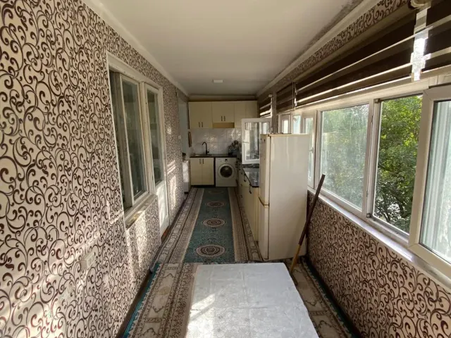 4-комн. квартира, 80 м², 3/3 эт., Фирдавси, Душанбе (Фирдавси)