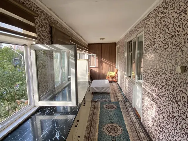 4-комн. квартира, 80 м², 3/3 эт., Фирдавси, Душанбе (Фирдавси)
