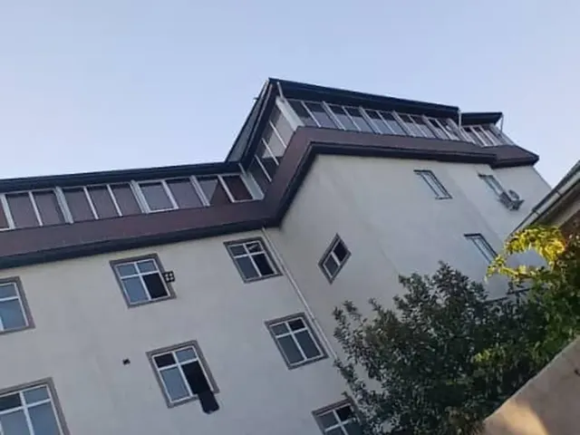 2-комн. квартира, 50 м², 4/4 эт., Шоҳмансур, Душанбе (Шоҳмансур)
