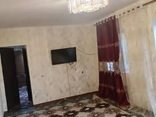 2-комн. квартира, 50 м², 4/4 эт., Шоҳмансур, Душанбе (Шоҳмансур)