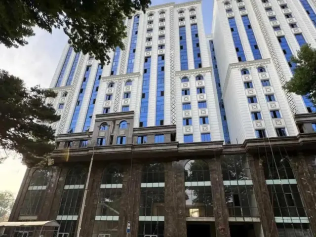 3-комн. квартира, 127 м², 16/16 эт., И.Сомонӣ, Душанбе (И.Сомонӣ)