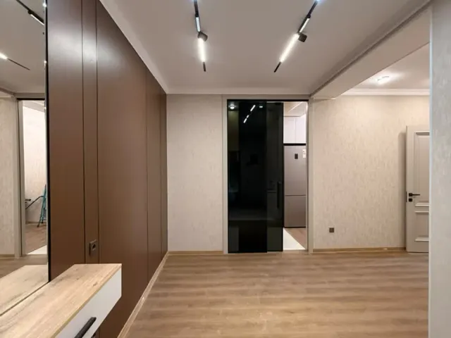 2-комн. квартира, 84 м², 10/10 эт., Сино, Душанбе (Сино)
