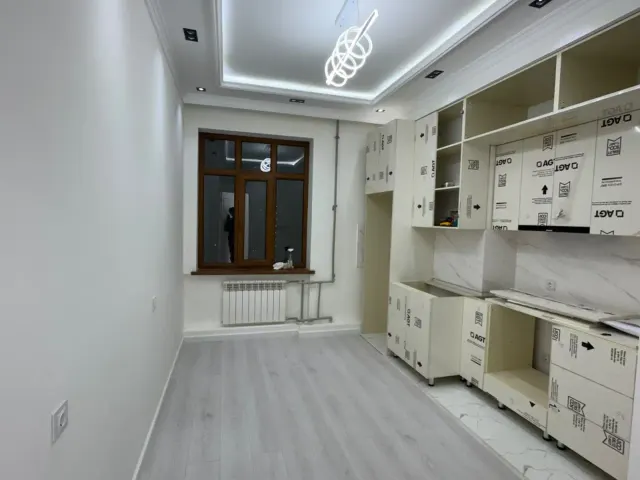 5-комн. квартира, 160 м², 10/10 эт., И.Сомонӣ, Душанбе (И.Сомонӣ)