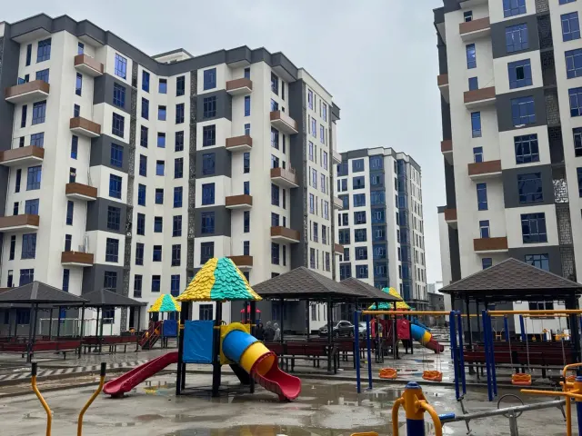3-комн. квартира, 100 м², 3/3 эт., Сино, Душанбе (Сино)
