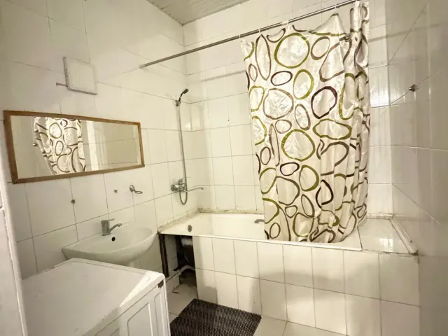3-комн. квартира, 112 м², 3/3 эт., Шоҳмансур, Душанбе (Шоҳмансур)