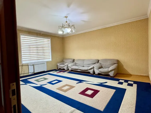 3-комн. квартира, 112 м², 3/3 эт., Шоҳмансур, Душанбе (Шоҳмансур)