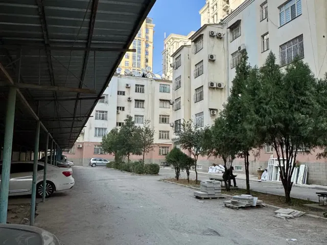 3-комн. квартира, 112 м², 3/3 эт., Шоҳмансур, Душанбе (Шоҳмансур)