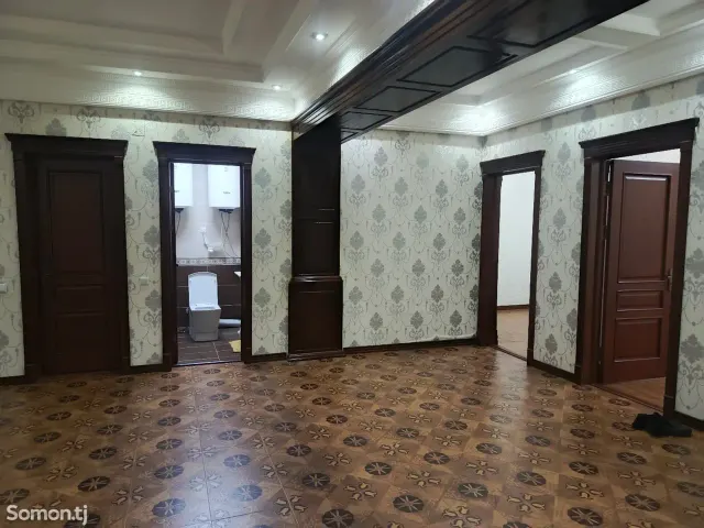 3-комн. квартира, 140 м², 10/10 эт., И.Сомонӣ, Душанбе (И.Сомонӣ)