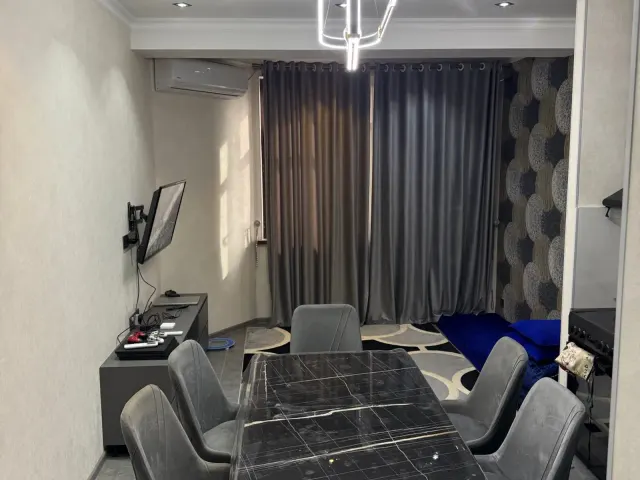2-комн. квартира, 55 м², 13/20 эт., Шоҳмансур, Душанбе (Шоҳмансур)