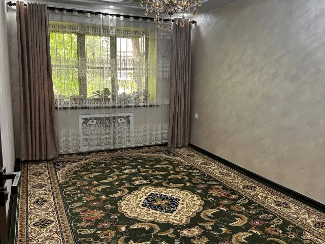 2-комн. квартира, 55 м², 4/4 эт., Шоҳмансур, Душанбе (Шоҳмансур)