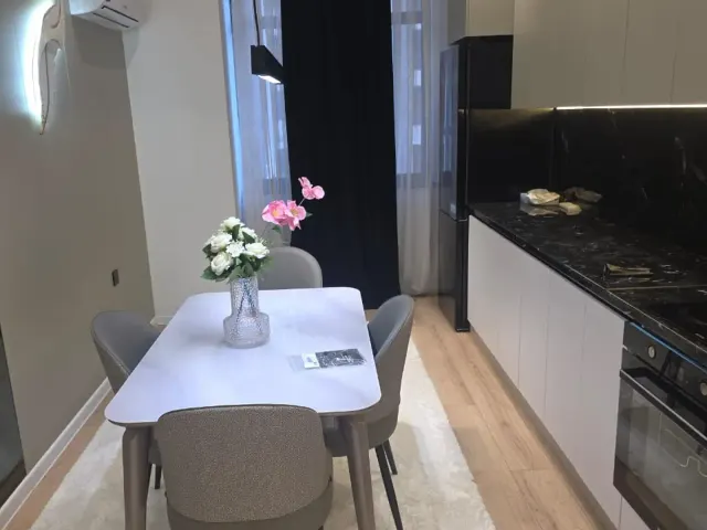 3-комн. квартира, 134 м², 4/4 эт., Шоҳмансур, Душанбе (Шоҳмансур)