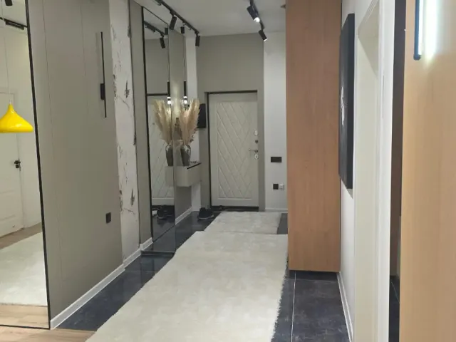 3-комн. квартира, 134 м², 4/4 эт., Шоҳмансур, Душанбе (Шоҳмансур)