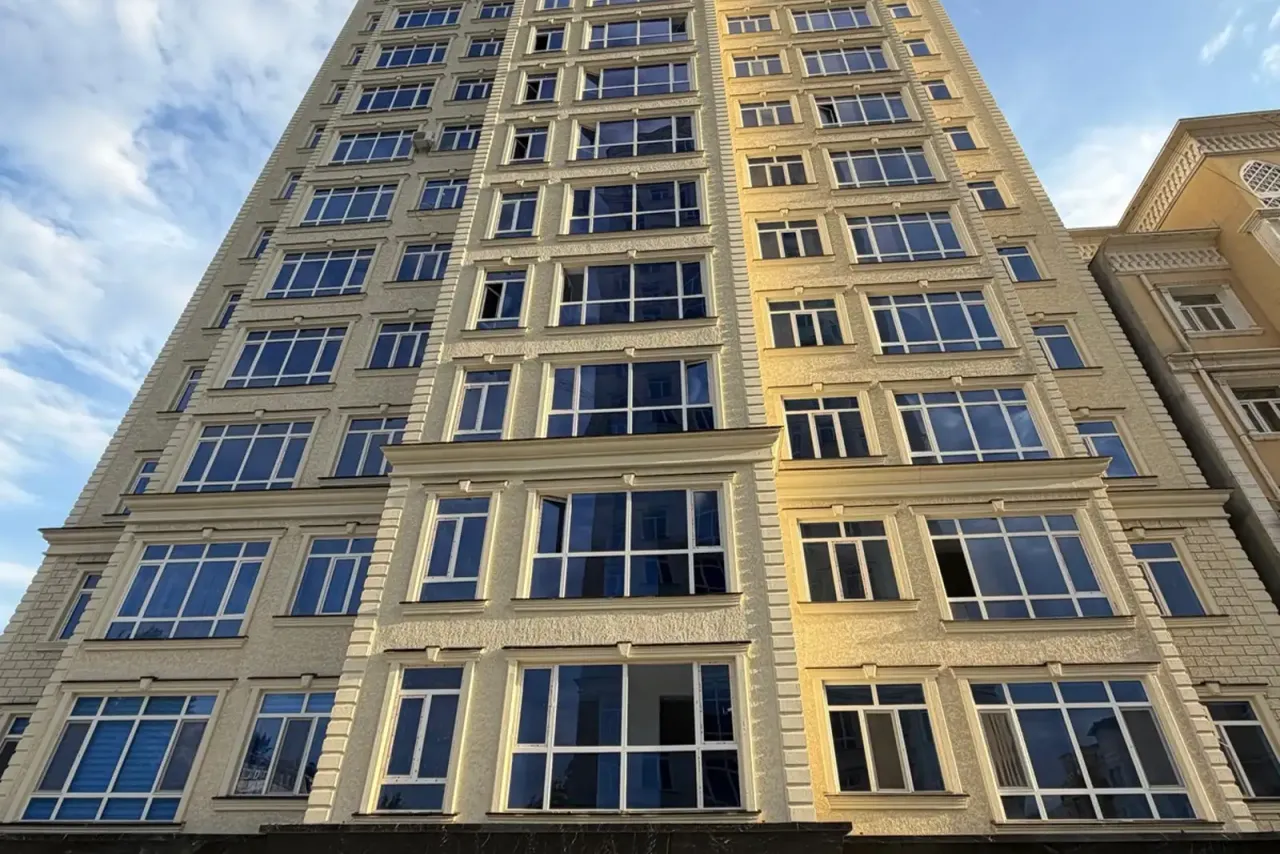 2-комн. квартира, 65 м², 12/17 эт., Сино, Душанбе (Сино)