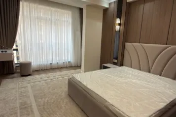 3-комн. квартира, 96 м², 4/18 эт., И.Сомонӣ, Душанбе (И.Сомонӣ)