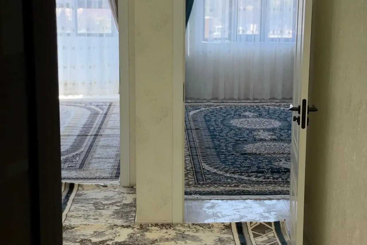 2-комн. квартира, 52 м², 7/7 эт., Шоҳмансур, Душанбе (Шоҳмансур)